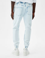 Load image into Gallery viewer, Ripped jogger jeans
